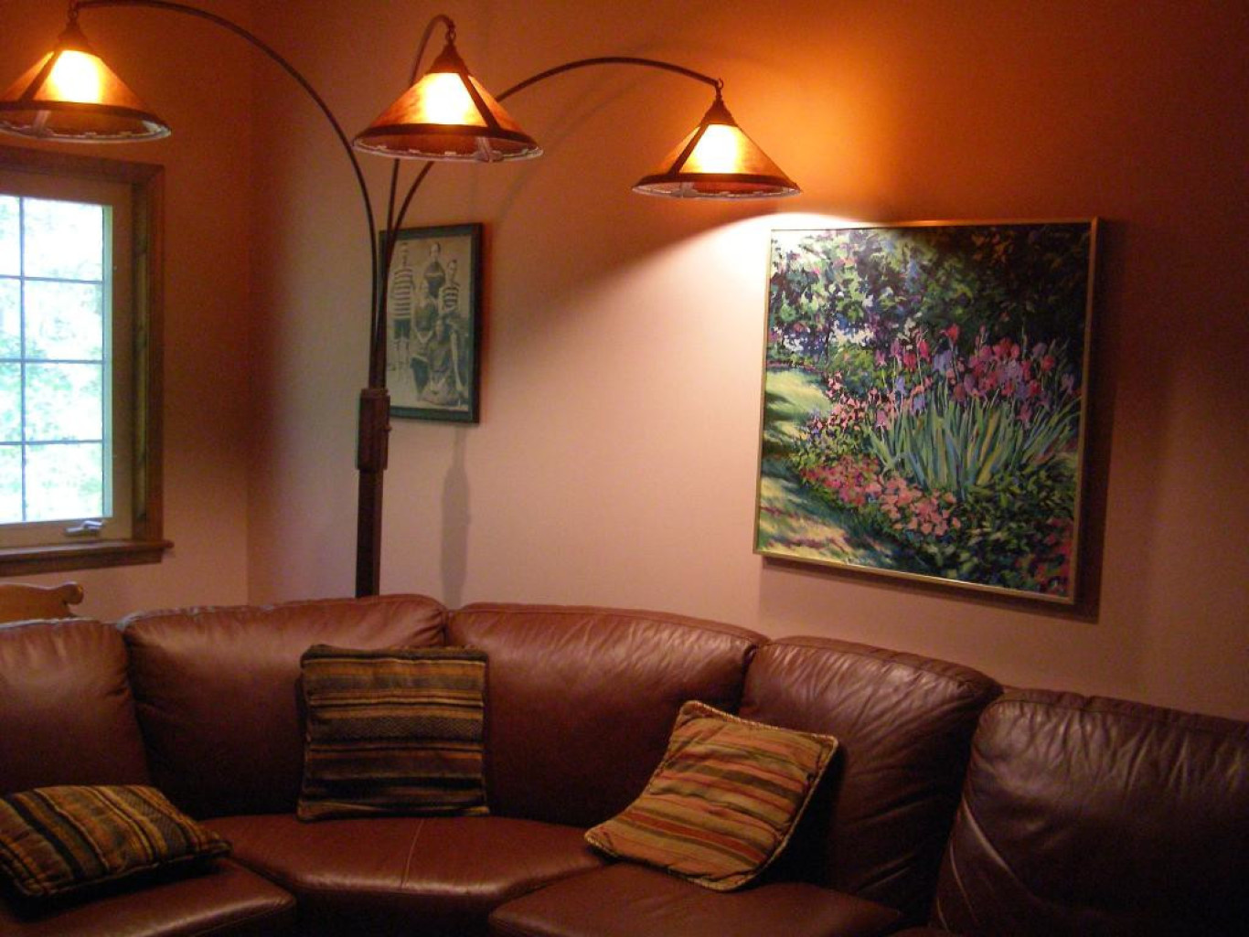 Floor Lamp Placement And Decorating, Behind The Couch Corner Lamp